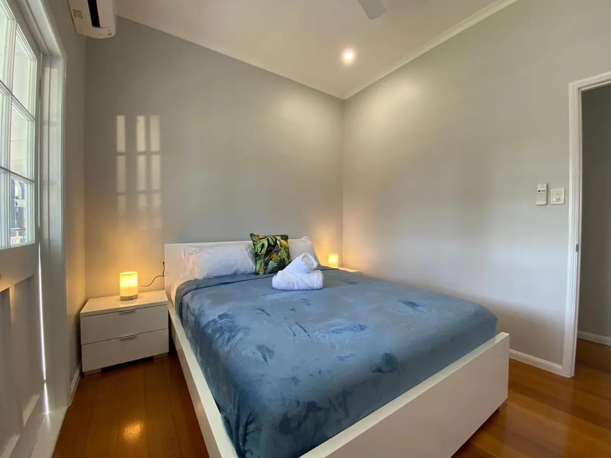 Villa Townsville Home On River Park Drive, Annandale Australia