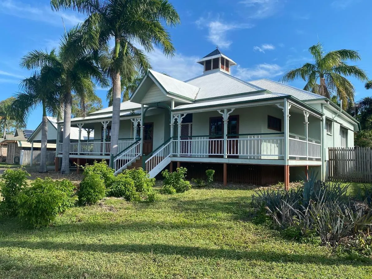Townsville Home On River Park Drive, Annandale
