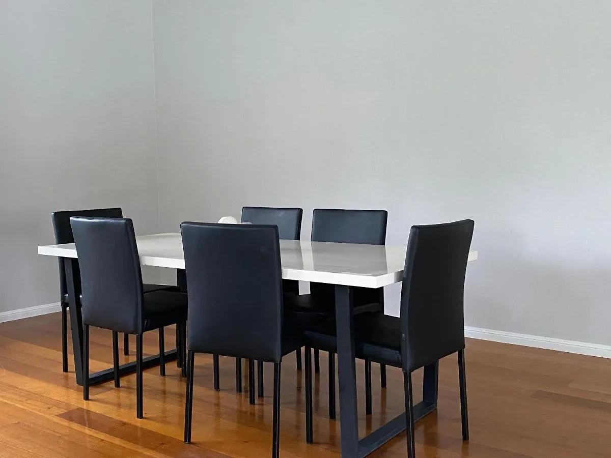 Townsville Home On River Park Drive, Annandale