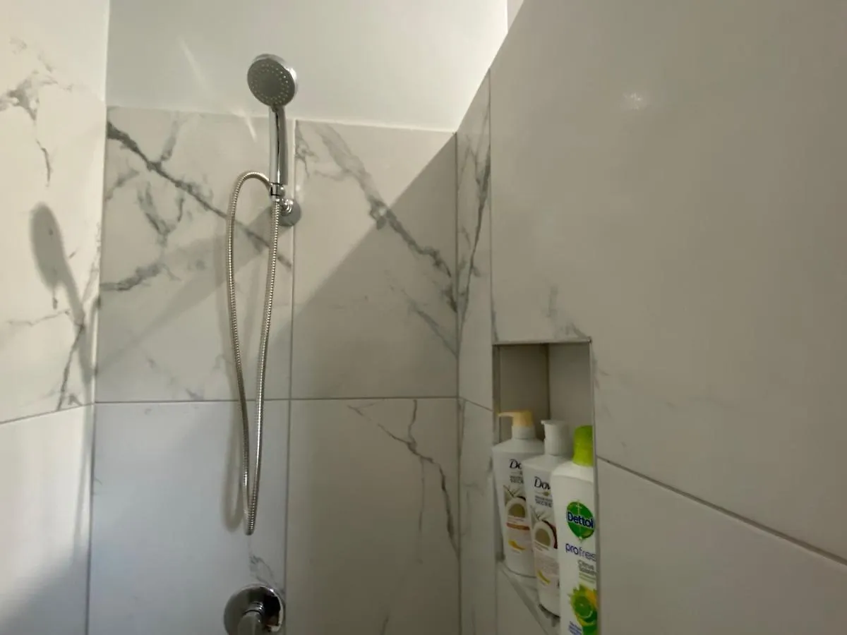 Townsville Home On River Park Drive, Annandale 0*,