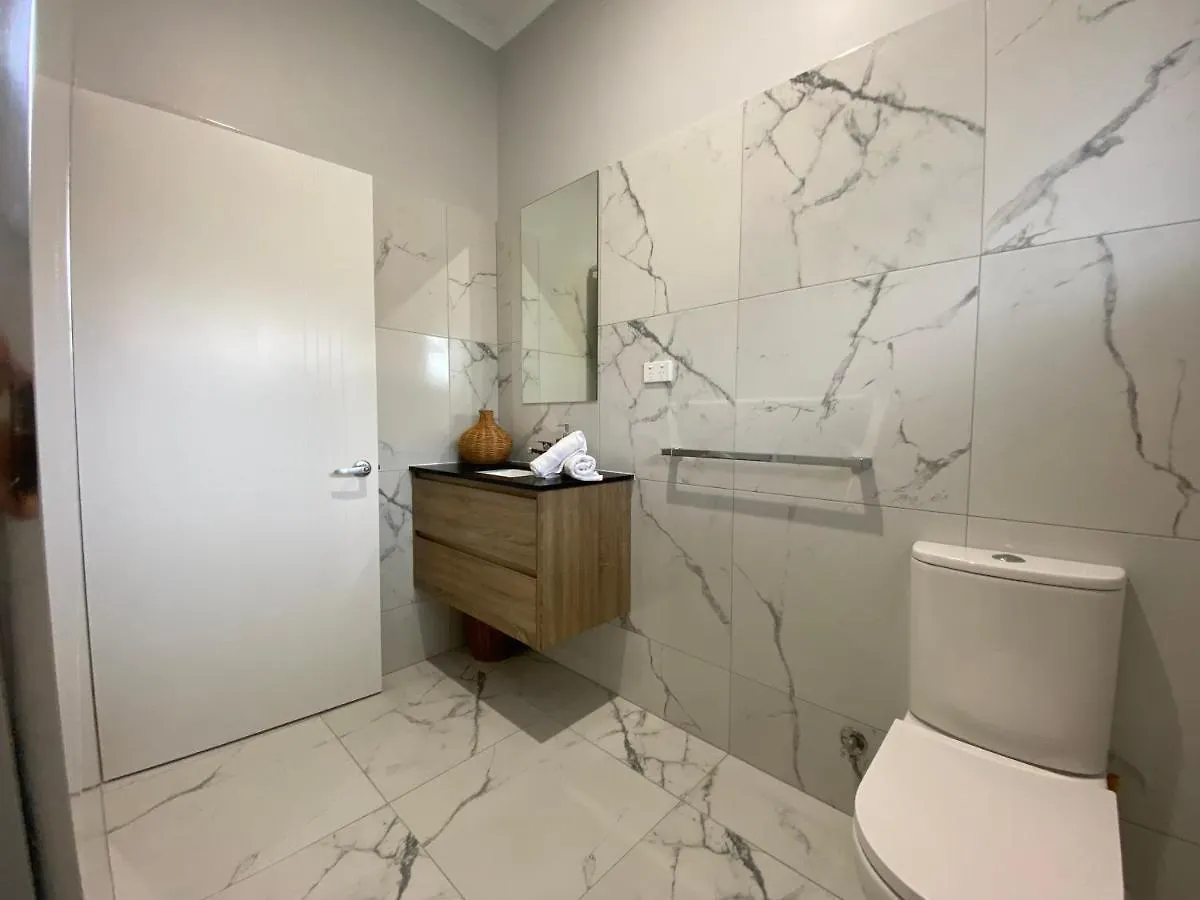 Townsville Home On River Park Drive, Annandale Villa
